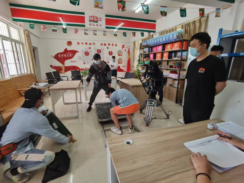 追星女孩心理学分析报告：邢台县广告片拍摄公司揭秘饭圈应援式传播逻辑
